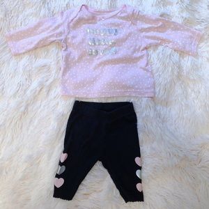 Top and legging for infant.